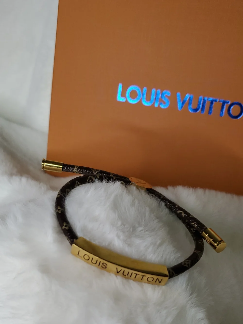Lv Brown Monogram Bracelet with Gold Plate Accent